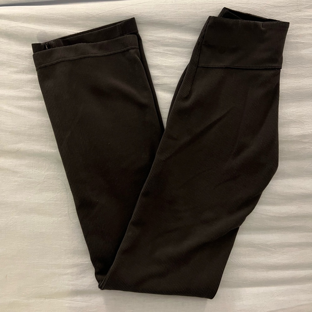Lululemon ribbed flare leggings